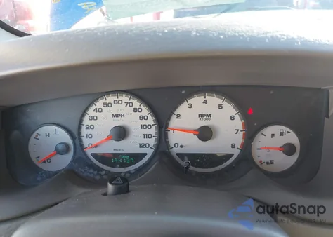 2005 Dodge Neon Sxt z USA, uszkodzony, nr VIN 1B3ES56C45D114566